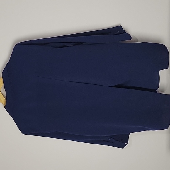 BANANA REPUBLIC WOMEN'S LONG SLEEVE COLLARED OVERESIZED OPEN BACK BUTTON BLOUSE - Picture 7 of 11